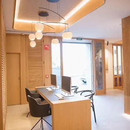 Myr Puerta Serranos فندق
