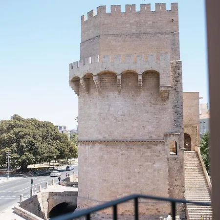 Puerta Serranos 4 Sup