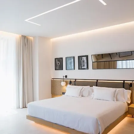 Myr Puerta Serranos Отель 4*