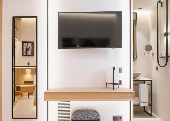 Myr Puerta Serranos 4*