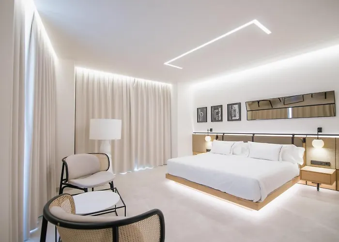 Myr Puerta Serranos 4*