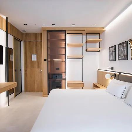 Myr Puerta Serranos Walencja