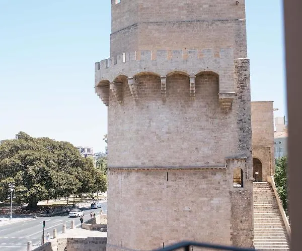 Myr Puerta Serranos
