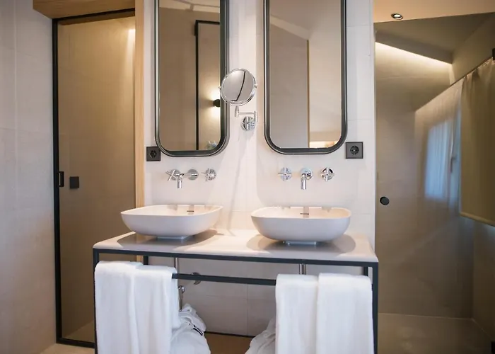 Hotel Myr Puerta Serranos Valence