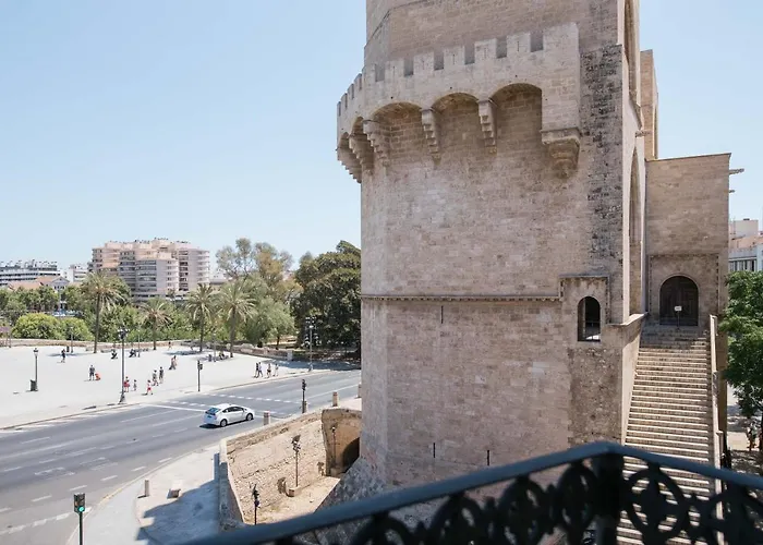 Myr Puerta Serranos Hotel Valencia